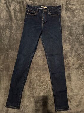 Abercrombie & Fitch Women's Dark Blue Skinny Jeans